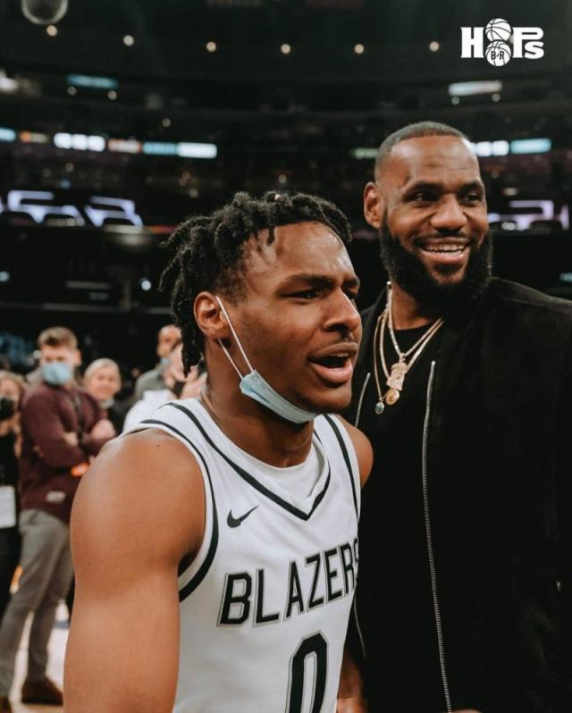 开云体育下载-詹皇：和儿子同场竞技是终极目标 我对湖人有信心