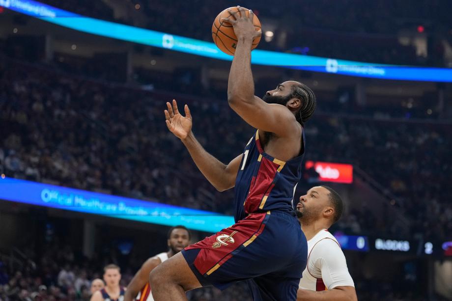 开云体育入口-斯特鲁斯29+8哈登17+14 骑士149-128复仇热火